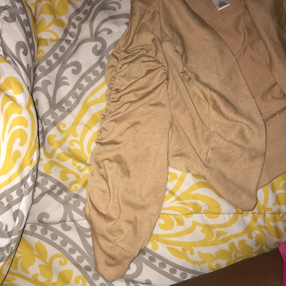 🎊🎉 5 for $20🎊🎉 women’s stretch crop cardigan - Picture 3 of 5